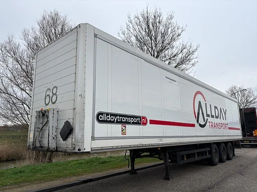 Schmitz Cargobull SKO 24 3-Axle Box / SAF Axles / Discbrakes / Liftaxle / NL Trailer