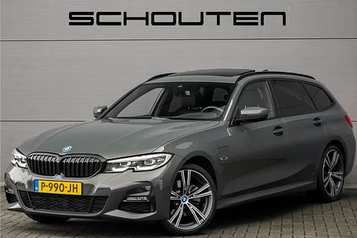BMW 320 3-serie Touring 320e M-Sport Dravitgrau Pano Leder Trekhaak 19"