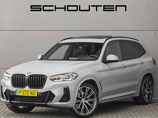 BMW X3 xDrive20i Business Edition+ M-Sport M-Stoelen Pano Laser 21"