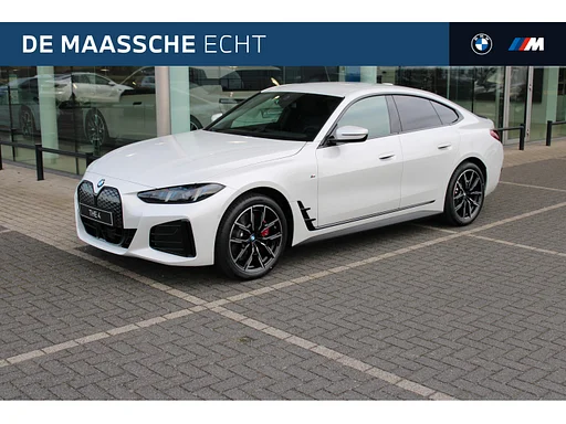 BMW i4 eDrive35 Gran Coupé M Sport / Adaptieve LED / Comfort Access / Achteruitrijcamera / Active Cruise Control / sedili riscaldati