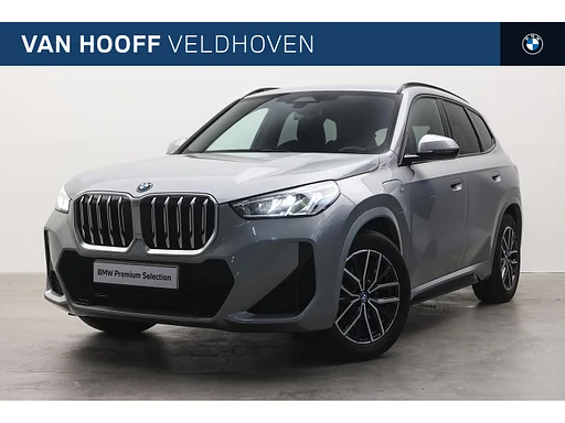 BMW X1 xDrive25e M Sport automatico / M Adaptief onderstel / sedili sportivi / Achteruitrijcamera / Getint Glas / sedili riscaldati