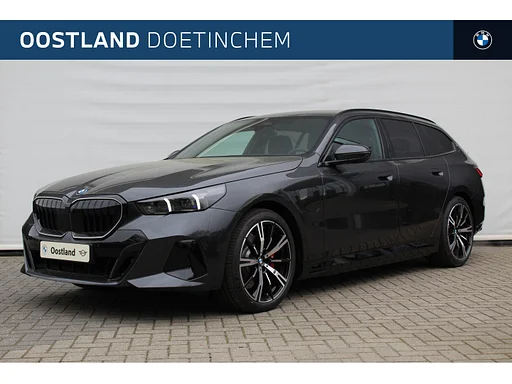 BMW 530 5 Serie Touring 530e M Sport automatic / trailer coupling / Bowers & Wilkins / Adaptieve LED / M Sportonderstel / Live Cockpit Professional / Stoelventilatie / Comfort Access