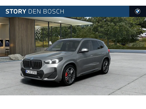 BMW X1 xDrive25e M Sport automatic / panorama roof / trailer coupling / Sports seats / Achteruitrijcamera / M Adaptief onderstel / Comfort Access / Adaptieve LED / Stuurverwarming