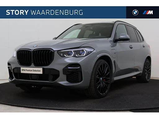 BMW X5 xDrive45e High Executive M Sport automatic / panorama roof Sky Lounge / trailer coupling / Laserlight / Head-Up / Bowers & Wilkins / Parking Assistant Plus / Stoelventilatie