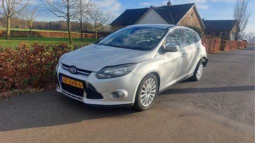 Ford Focus 1.6 EcoBoost First Edition CLIMA/NAVI BJ 2012