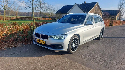 BMW 318 3-serie Touring 318i Executive CLIMA/LED BJ 2018