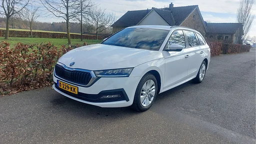 Skoda Octavia station wagon 1.0 e-TSI Business Edition CLIMA/NAVI/AUTOMAAT BJ 2021