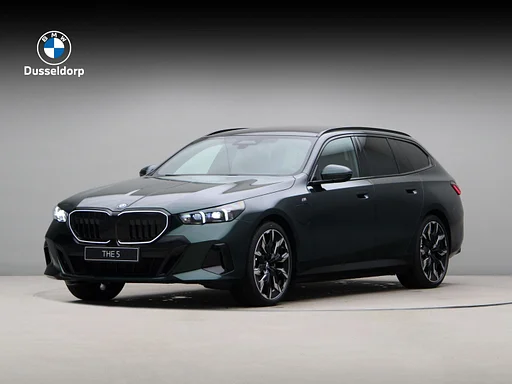 BMW 530 5 Serie Touring 530e PERIDOTGREEN METALLIC
