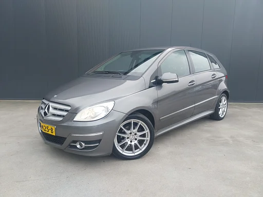 Mercedes-Benz B 170 BlueEFFICIENCY HALF leather air conditioning