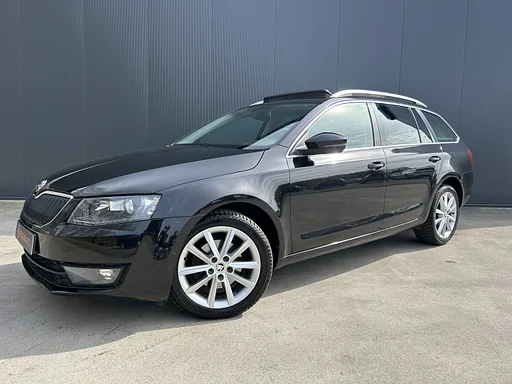 Skoda Octavia station wagon 1.4 TSI automata PANO DAK CRUISE LED NAVI ECC vontatóautó