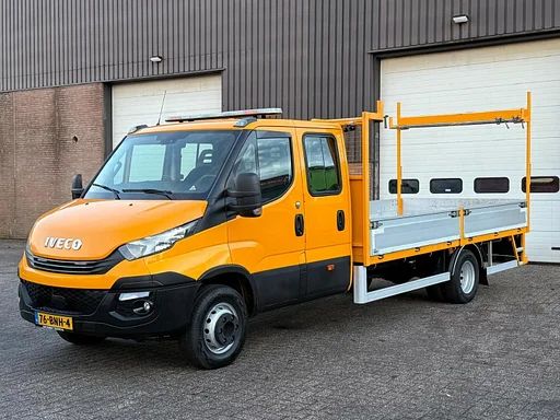 Iveco Daily 70C18 / Automaat / Airco / 6 zitplaatsen / Open laadbak / Dubbel lucht / Omvormer / NL