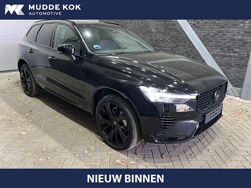 Volvo XC60 T8 Plug-in hybrid Plus Black Edition | vontatóautó | Pano tető | Stoel+Stuurverwarming | 21 Inch | Keyless