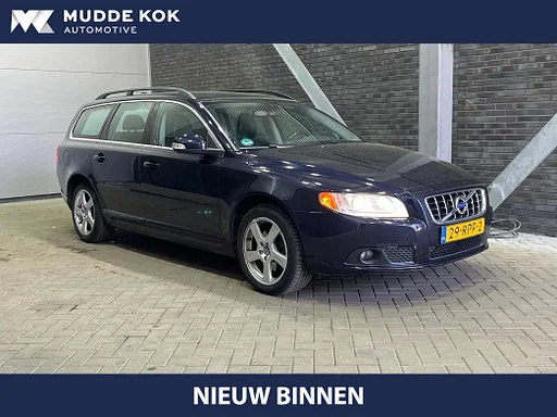 Volvo V70 T4 Limited Edition | vontatóautó | Leder | fűtött ülések | Sebességtartó automatika | 17 Inch