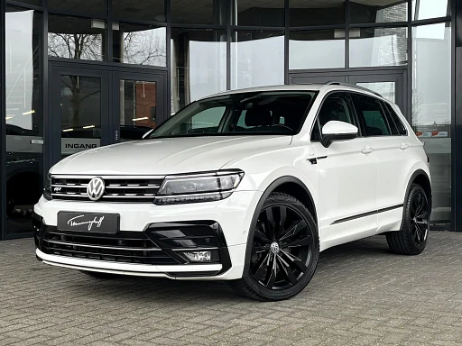 Volkswagen Tiguan 2.0 TDI 4M. 240PK R-LINE DSG - LEDER - PANO - trailer coupling