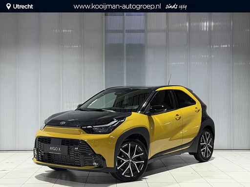 Toyota Aygo (X) Hybrid 115 GR Sport NIEUW MODEL | JBL-AUDIO | 18'' LM-VELGEN | KEYLESS | sensori di parcheggio V+A | STOELVERW | NAVI | aria condizionata