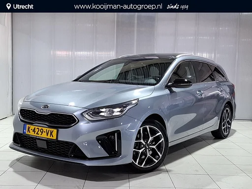 Kia cee'd Sportswagon 1.0 T-GDi GT-Line Stoel en Stuur verwarming, Schuif kantel dak, Apple Carplay/Android Auto, navigatie, fényképezőgép