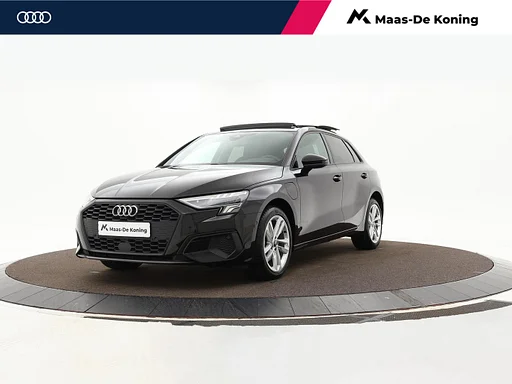 Audi A3 · panorama roof · camera · B&O Audio · Apple/Android Car Play · navigatie · 17'' Inch · Sportback 40 TFSIe 204pk S-tronic Advanced Edition