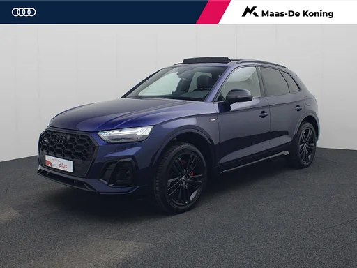 Audi Q5 · panorama roof · Leder/Alcantara · camera + parking sensors 50 TFSIe 220kW/299PK S Line