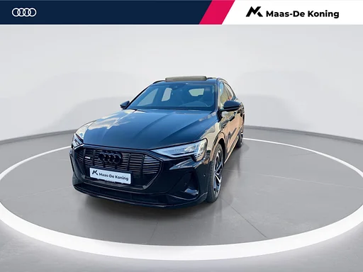 Audi e-tron Sportback 55 quattro 300kW/408PK S Line 95 kWh · Telhado de pano · Leder · de suspensão de ar · câmera · Dodehoeksensor · Bang & Olufsen · Apple/Android Car Play · Head-up display · Adaptive Controle de cruzeiro ·