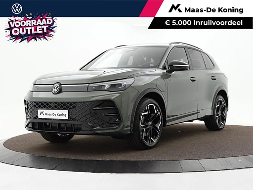 Volkswagen Tiguan · Achteruitrijcamera · Rondomzichtcamera · Draadloze telefoonlader · Black Style Pakket · AHK inklapbaar, mit elektrische ontgrendeling, incl. aanhangermanoeuvreerhulp Trailer Assist · Lager OUTLET · Prijs is inclusief inruilpremie · R-Line Edition 1.5 eHybrid 204 PK 6 versn. DSG
