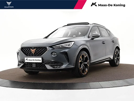 Cupra Formentor 1.4 245pk DSG e-Hybrid VZ Performance · Telhado de pano · 360 câmera · Wegklapbare carro de reboque · Dodehoek Detectie · Keyless · 19'' Inch ·