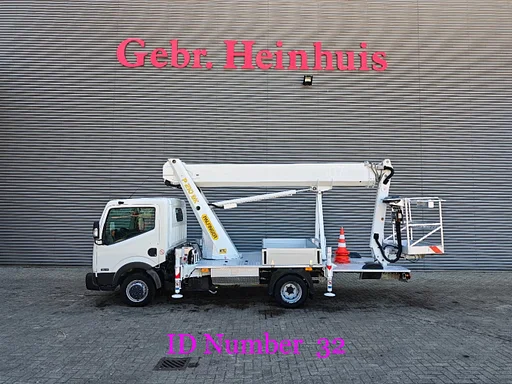 Nissan Cabstar 35.12 NT400 Palfinger P210 BK