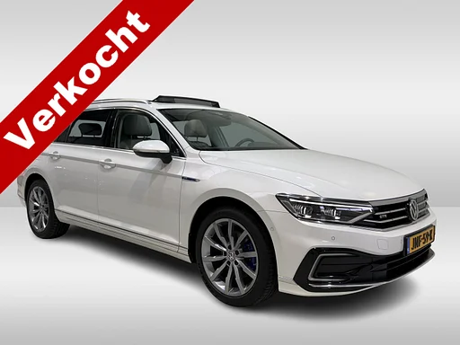 Volkswagen Passat Variant 1.4 TSI PHEV GTE 218pk | Pano dak | Head Up | attache remorque