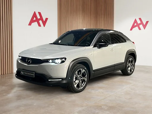 E-Skyactiv Makoto ** Trekhaak | Memory | Bose