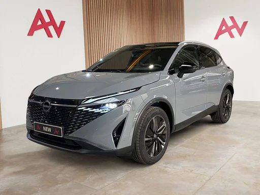 Nissan Qashqai Tekna 1.3 DIG-T X-Tronic ** Cold Pack | Pano | Memory