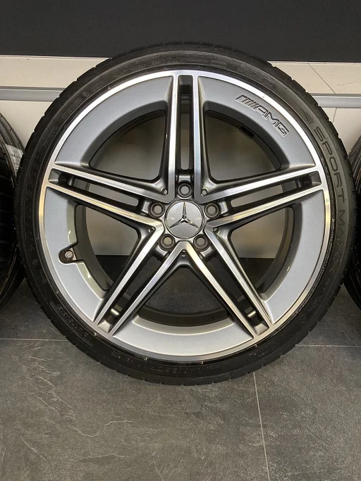 19” originele Mercedes W177 A45 X117 CLA45 AMG velgen banden A1774012300