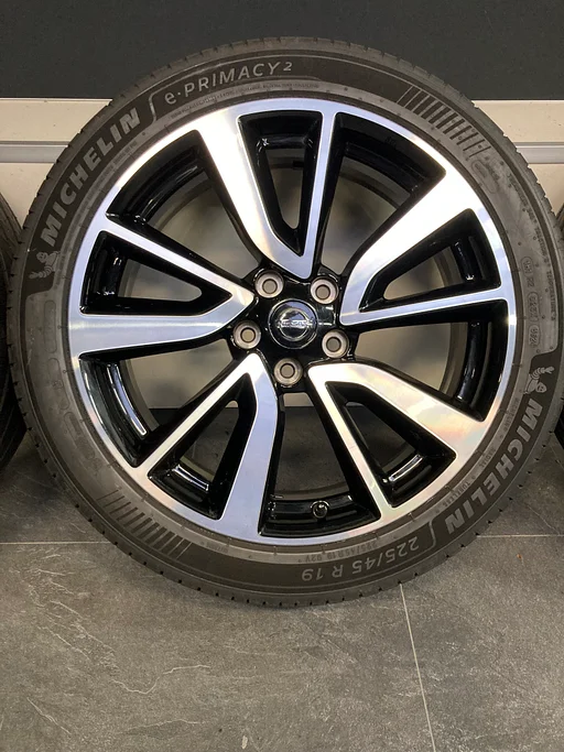 19” originele Nissan Qashqai J10 J11 Tekna velgen + banden 5x114.3 AC4CH-T6 4E53B