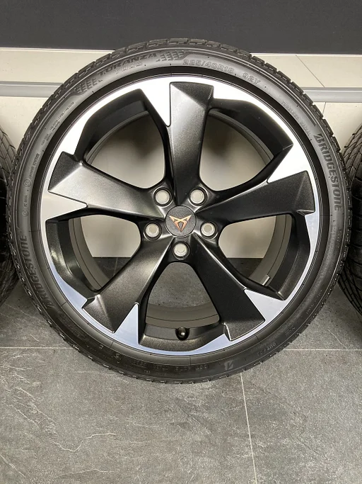 18” originele Seat Cupra Leon velgen + banden 5x112 5FA601025H