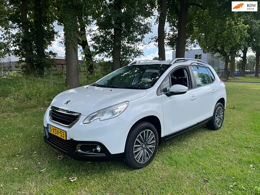 Peugeot 2008 1.2 PureTech Blue Lease