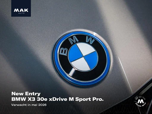 BMW X3 30e xDrive M Sport Pro, pano, 21", tr.haak, H/K, HUD, 360° camera keyless, shadow line