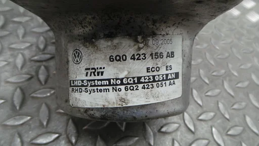 SEAT IBIZA 1.4 16V 55KW  STUURPOMP 2005