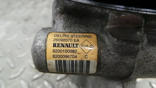 RENAULT LAGUNA STUURPOMP 2004