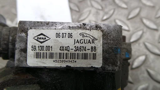 JAGUAR X TYPE STUURPOMP 2005