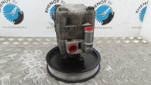 BMW 3 SERIES 318CI STUURPOMP 2000