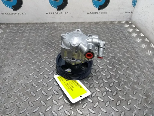 VOLKSWAGEN TOUAREG STUURPOMP 2015