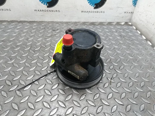 DACIA LOGAN 1.6 AMBIANCE 7P. STUURPOMP 2007