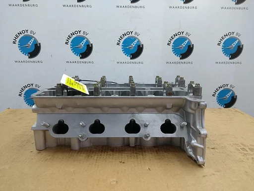 OPEL CORSA CILINDERKOP 2004