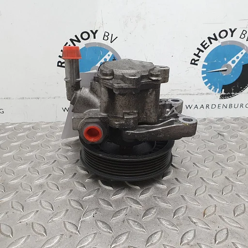 BMW 3 SERIES STUURPOMP 2005