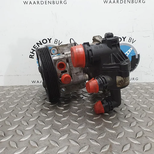 BMW 3 SERIES 316i Special Edition  STUURPOMP 2004