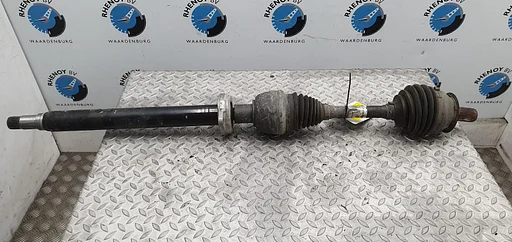 MERCEDES CLA 220 CDI AMBITION AANDRIJFAS R 2014