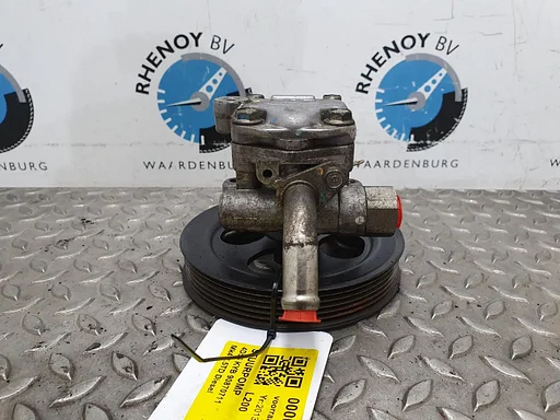 MITSUBISHI L200 STUURPOMP 2013