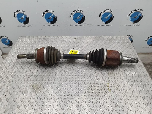 NISSAN PATHFINDER AANDRIJFAS L 2013