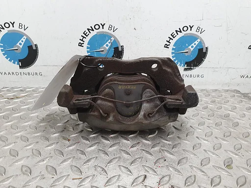 VOLVO V40 1.6 D2 R-Design  REM KLAUW 2014