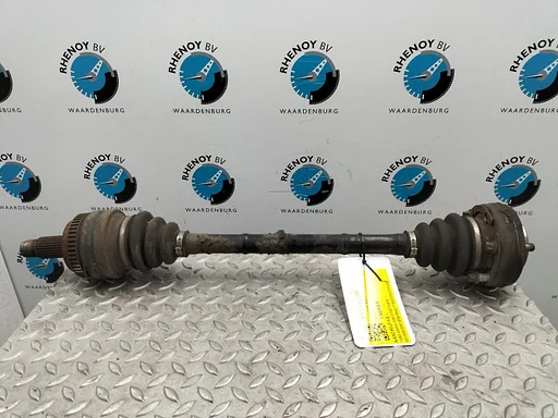 BMW 1 SERIES E87 120D  AANDRIJFAS L 2005