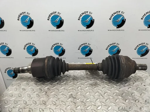 VOLVO V50 545 2.4 Momentum  AANDRIJFAS L 2005