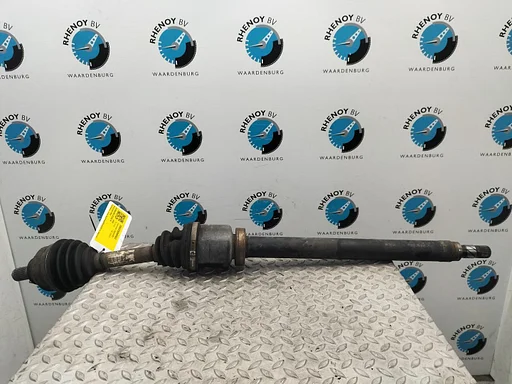 VOLVO V50 545 2.4 Momentum  AANDRIJFAS R 2005